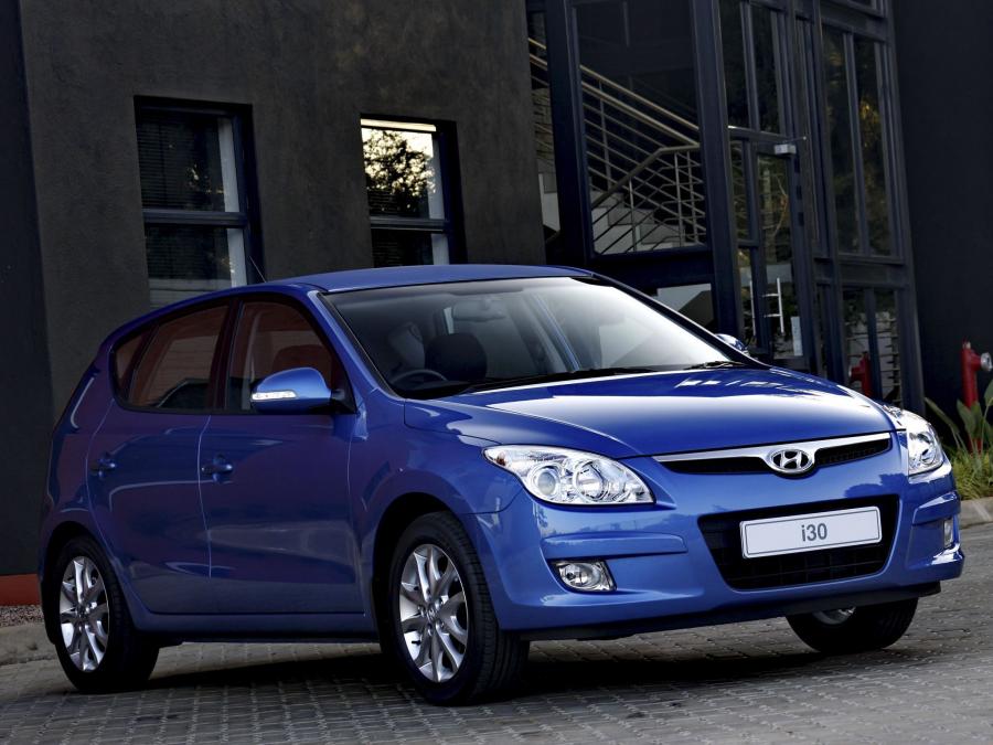  Hyundai i30 2010 года  (ZA) (фото 2 из 16)